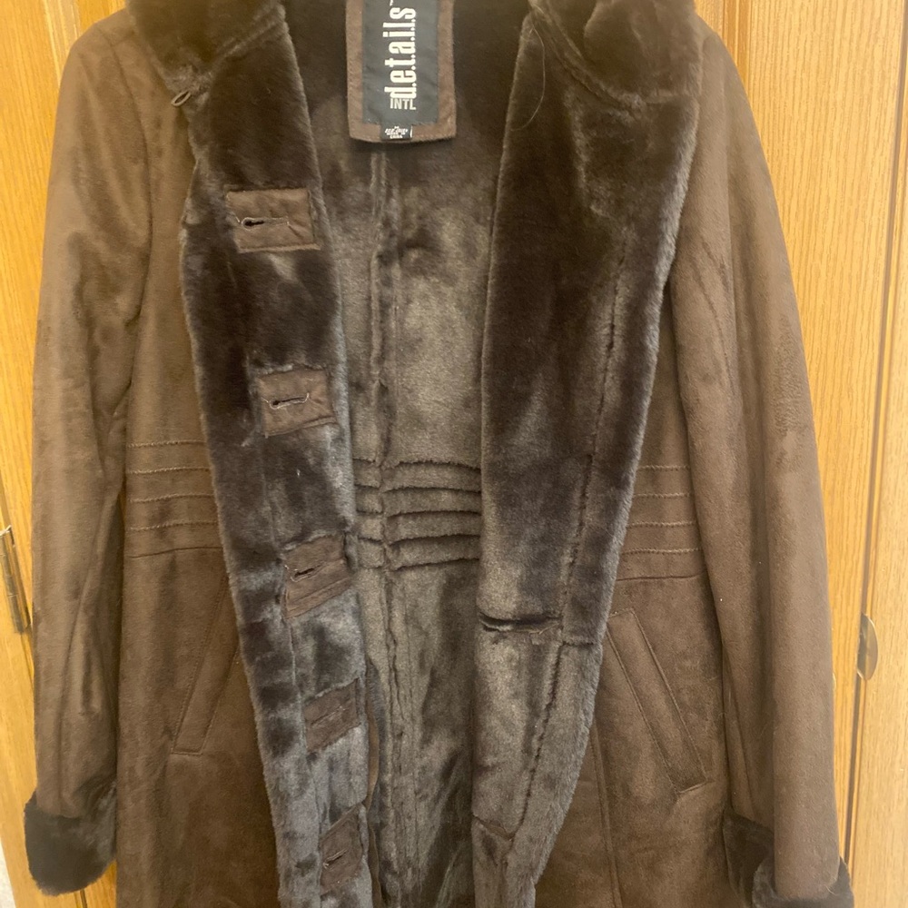 Brand New Detail Women’s Faux Coat (New)